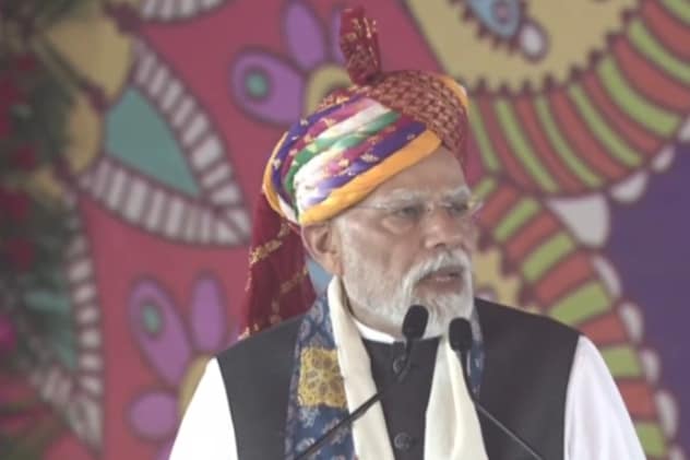 PM मोदी ने बांसवाड़ा में रखी न्यूक्लियर पावर प्रोजेक्ट की नींव, 1 लाख करोड़ से ज्यादा की योजनाओं का दिया तोहफा