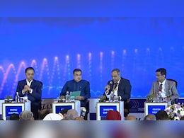 Union Minister Nitin Gadkari Urges Automakers To Incentivise Consumers Scrapping Old Vehicles Union Minister Nitin Gadkari Urges Automakers To Incentivise Consumers Scrapping Old Vehicles