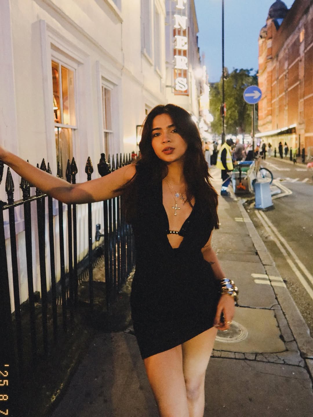 Apoorva Mukhija AKA The Rebel Kid Announces India Tour, Leaves Fans Divided: "What Is She Gonna Do"