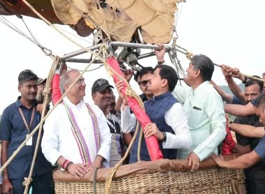 टला बड़ा हादसा! MP के सीएम मोहन यादव के हॉट एयर बैलून में लगी आग, सुरक्षित बाहर निकाले गए