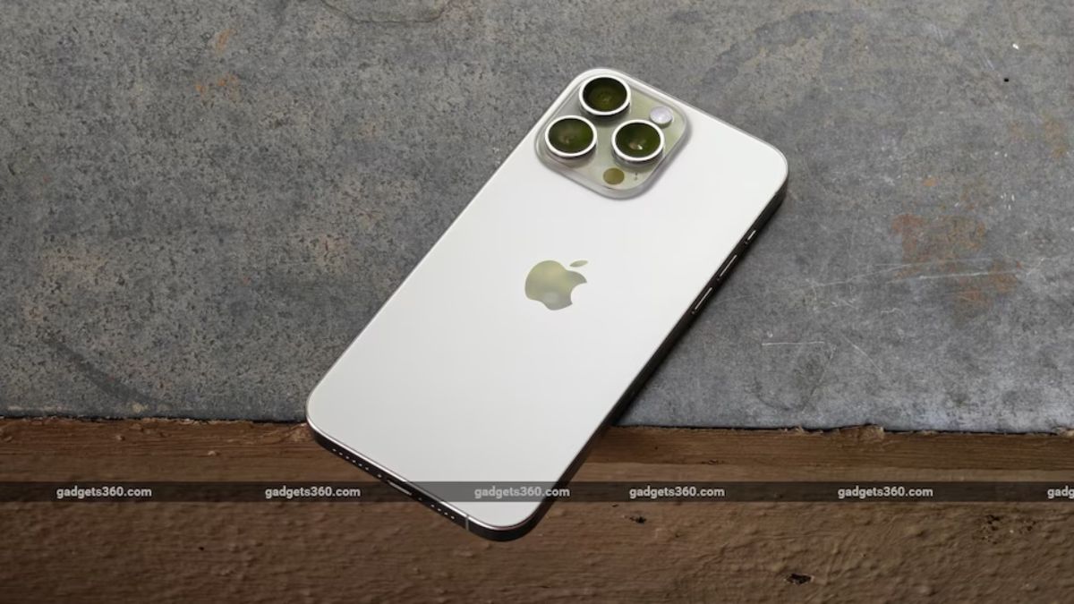 నేపథ్యంలో రాబోయే iPhone 17 సిరీస్పై వరుసగా లీకులు వెలుగులోకి వస్తున్నాయి