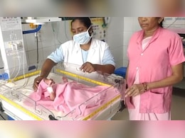 मां की क्या मजबूरी रही... पैदा होते ही नवजात को नाले में फेंका, रोने की आवाज से लोगों की पड़ी नजर मां की क्या मजबूरी रही... पैदा होते ही नवजात को नाले में फेंका, रोने की आवाज से लोगों की पड़ी नजर