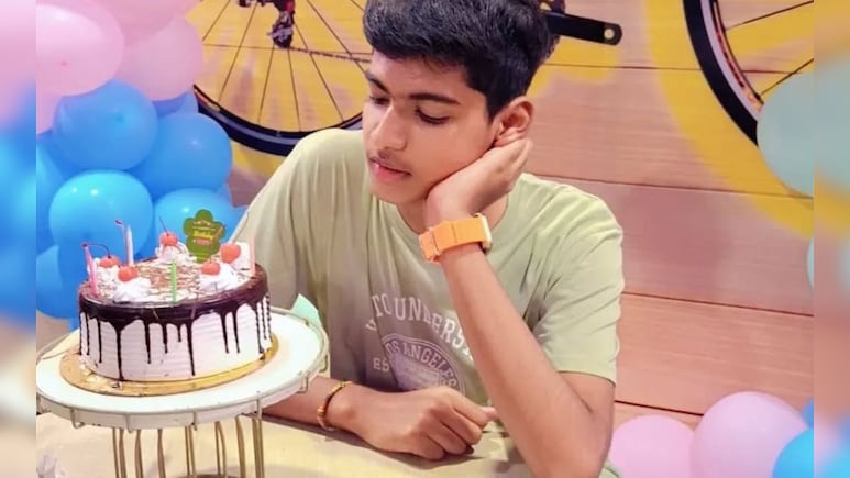 "सॉरी मम्मी-पापा,मेरे मन में सुसाइडल थॉट्स आ रहे हैं..."छात्र ने फांसी लगाकर की खुदकुशी
