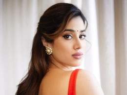 ये खूबियां हैं तो हो सकती है जान्हवी कपूर से शादी, एक्ट्रेस ने बताया कितनी होनी चाहिए दूल्हे की सैलरी ये खूबियां हैं तो हो सकती है जान्हवी कपूर से शादी, एक्ट्रेस ने बताया कितनी होनी चाहिए दूल्हे की सैलरी