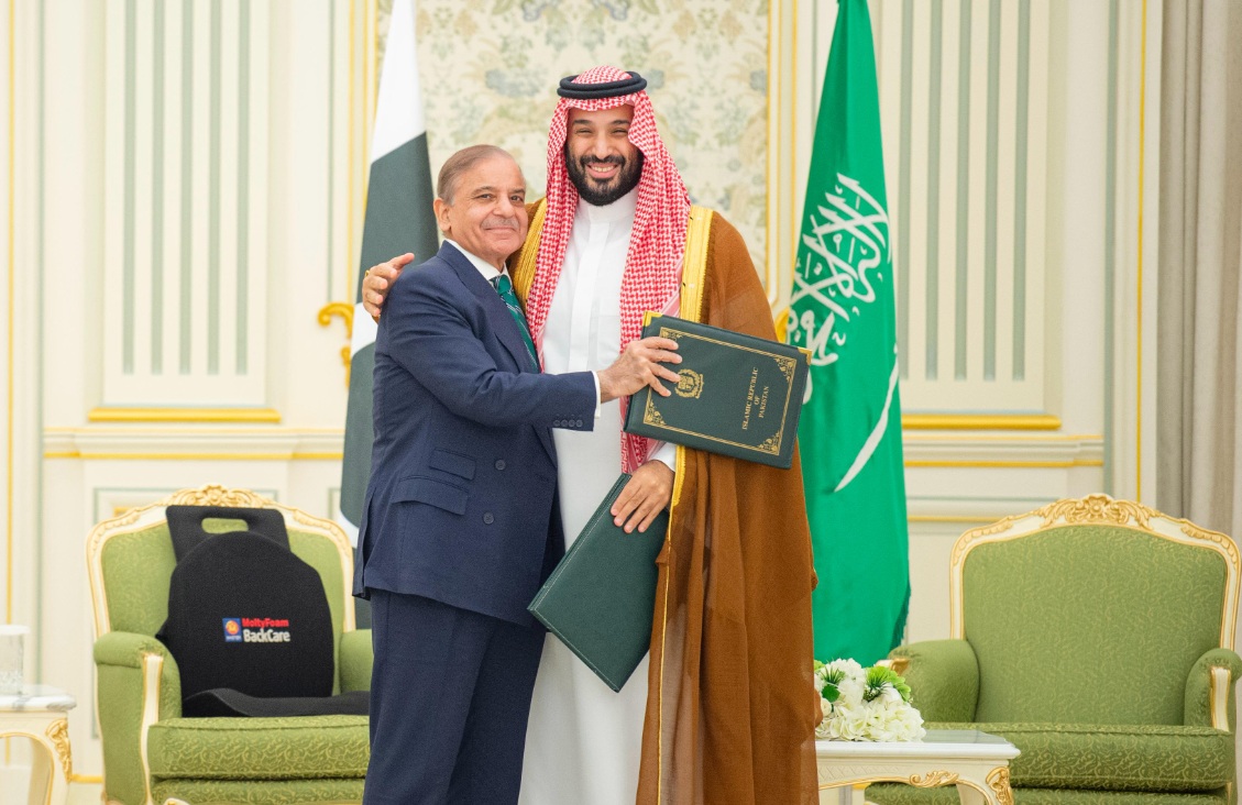 Pak PM Sharif Signs Mutual Defence Pact With Saudi Prince MBS, India Reacts