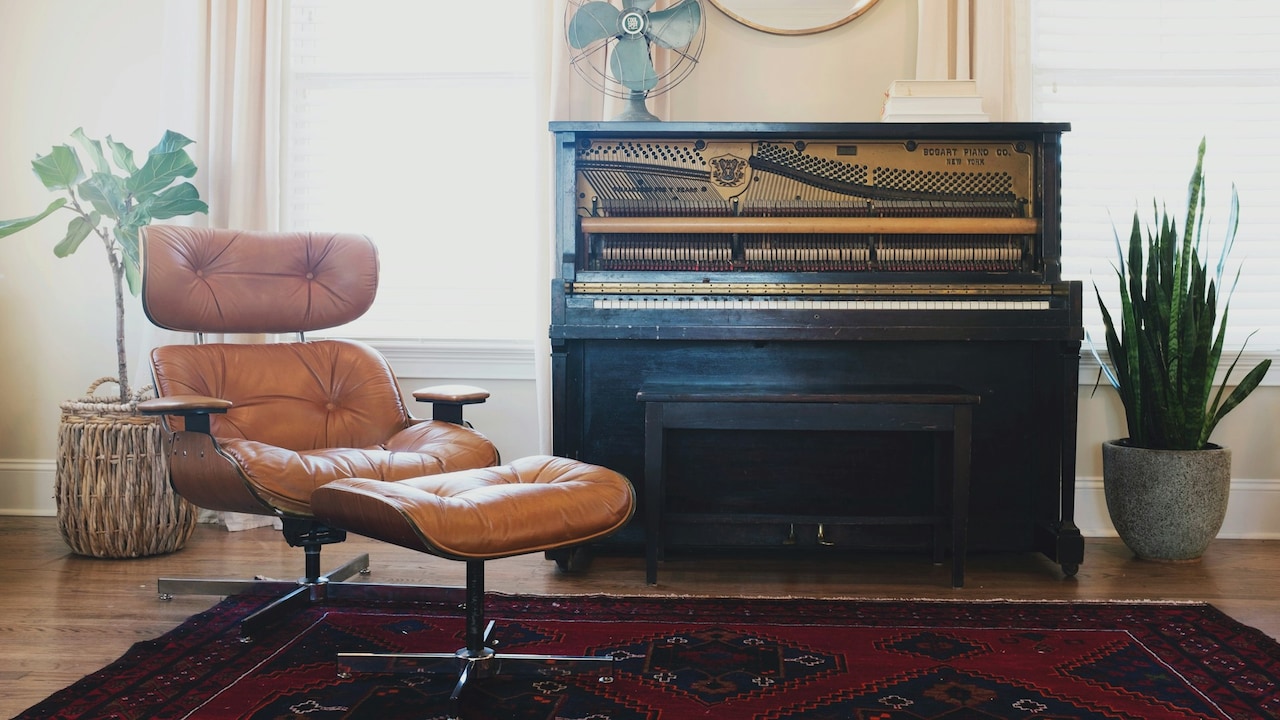 Fill empty spaces and create a cosy corner with these recliners from Amazon