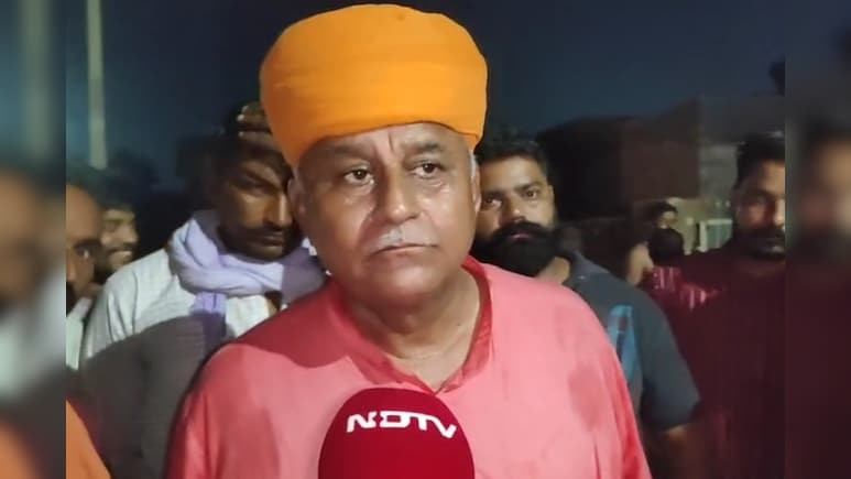 बीकानेर में हिंदू जागरण मंच के कार्यकर्ता को घर में घुसकर पीटा, विधायक बोले- भूमाफिया कर रहे गुंडागर्दी बीकानेर में हिंदू जागरण मंच के कार्यकर्ता को घर में घुसकर पीटा, विधायक बोले- भूमाफिया कर रहे गुंडागर्दी