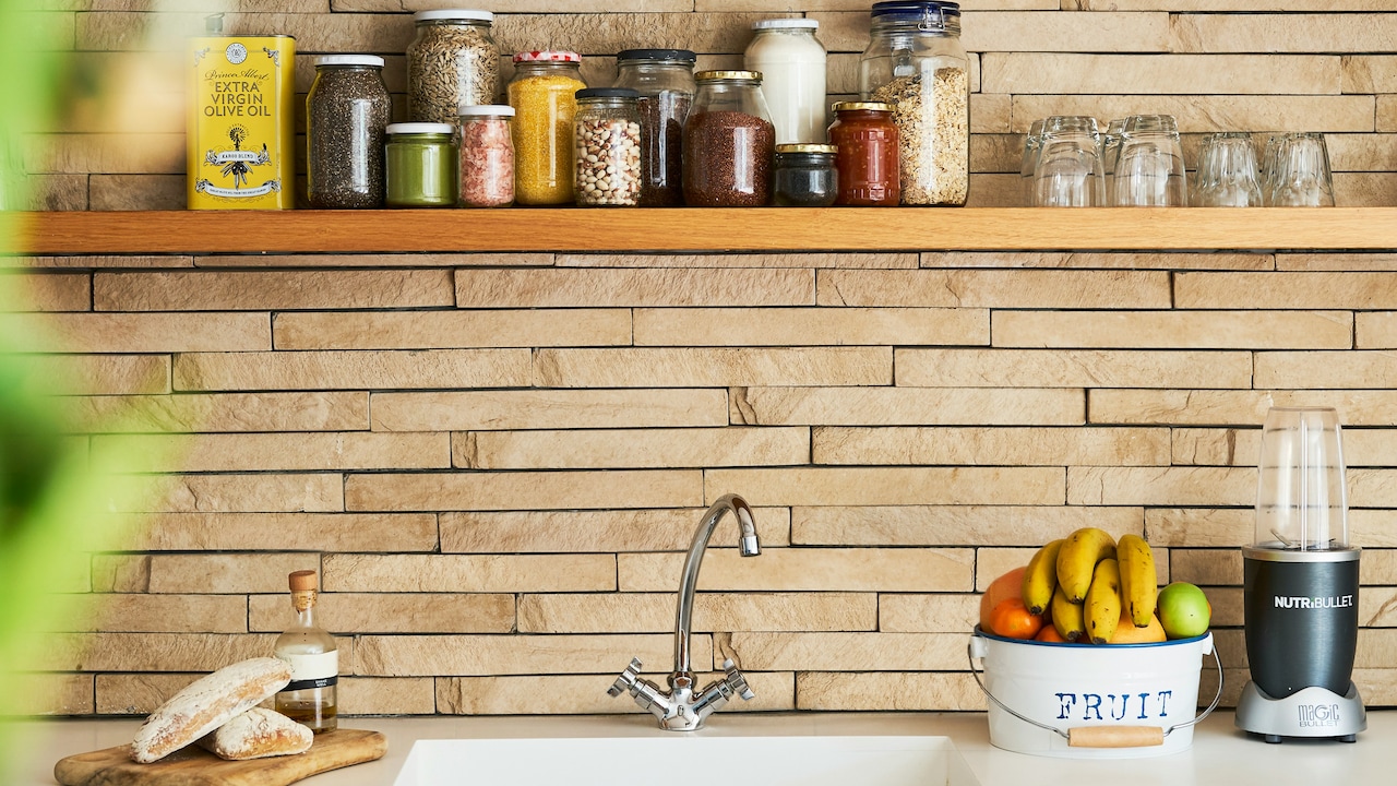 Tiny Kitchen? Transform Your Small Kitchen With These Space-Saving Tricks