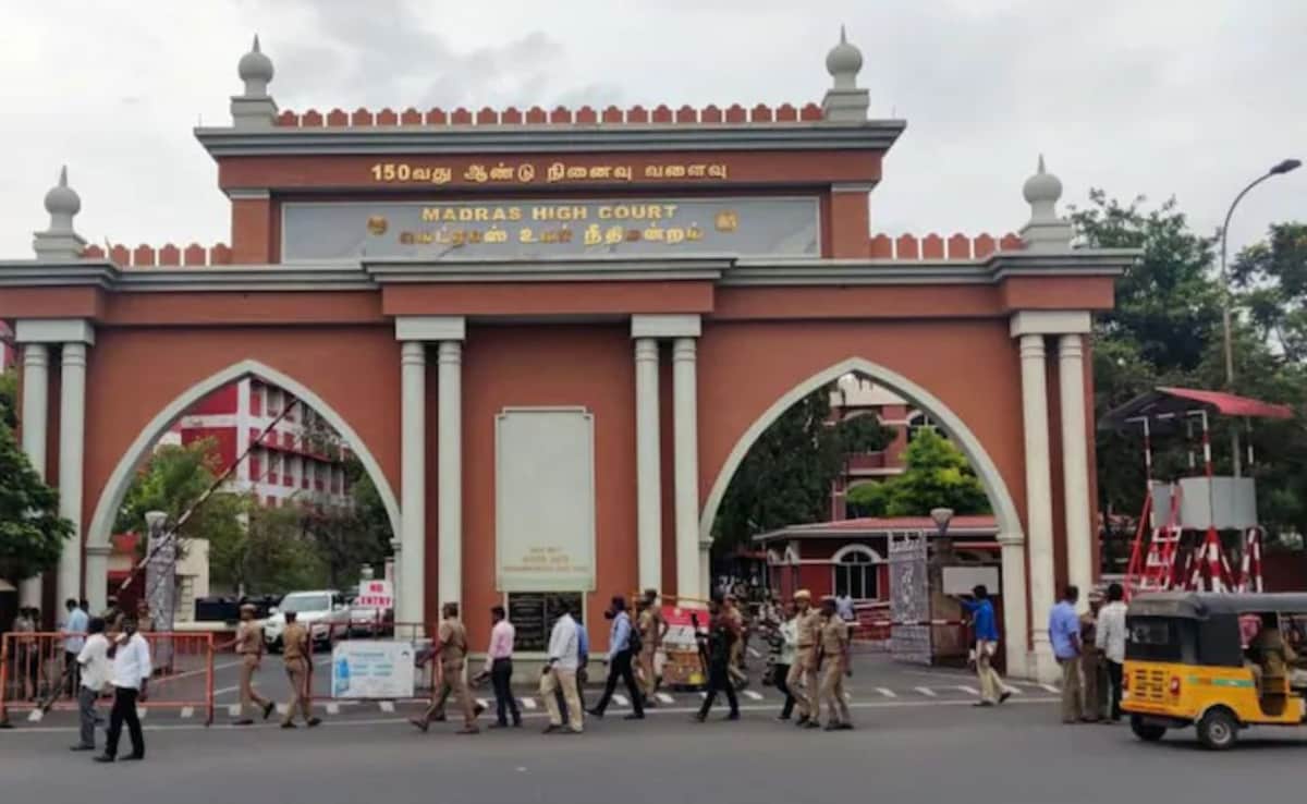 Madras High Court Halts Construction of Housing Project Near Ramsar Site Pallikaranai Marsh