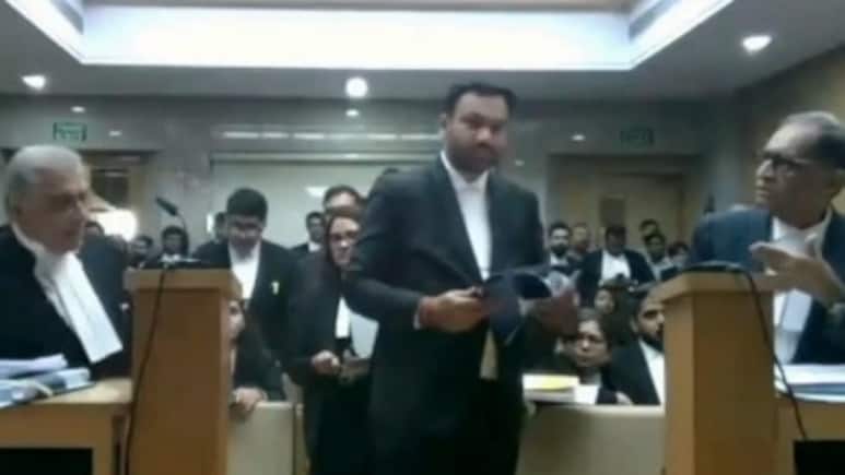 "Get A Taste Of Your Own Medicine": Lawyers Fight In Karisma Kapoor Case "Get A Taste Of Your Own Medicine": Lawyers Fight In Karisma Kapoor Case