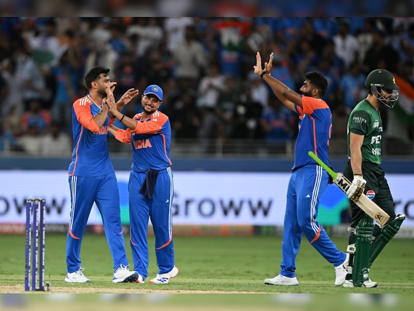 India vs Pakistan LIVE Score, Asia Cup 2025: India Hunt For 5th Wicket, But Mohammad Nawaz Going Strong