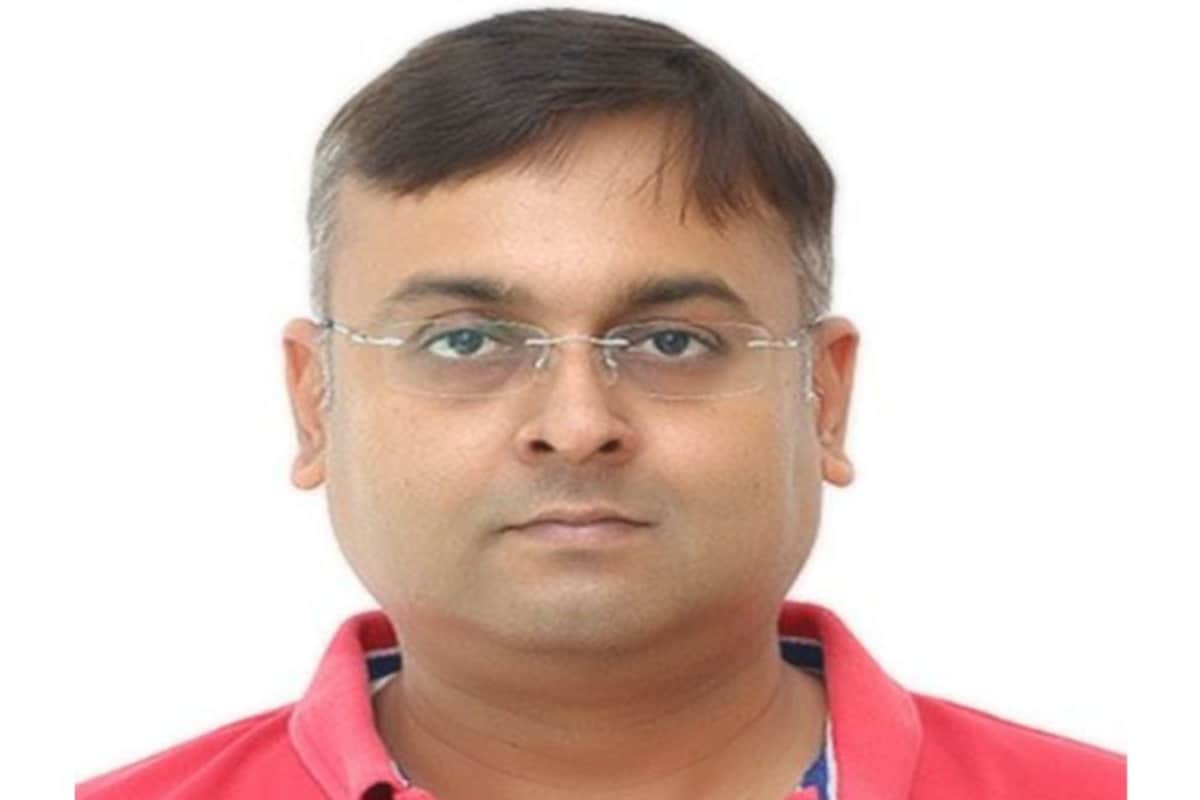 https://c.ndtvimg.com/2025-09/so3h4drc_anshumandivyanshuexicom_625x300_15_September_25.jpg?im=FeatureCrop,algorithm=dnn,width=1200,height=800