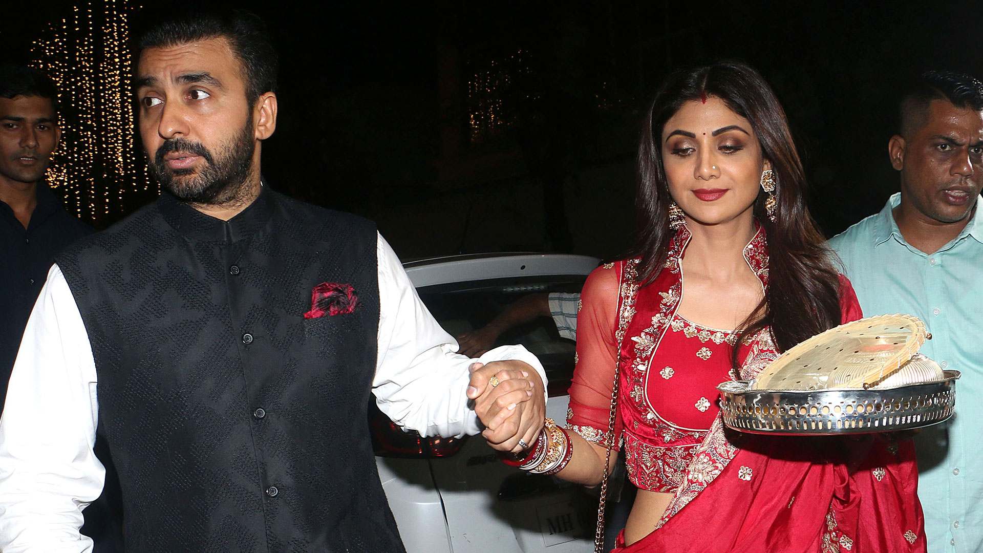 Lookout Notice Against Shilpa Shetty, Raj Kundra In Rs 60 Crore Fraud Case
