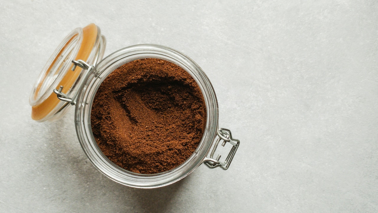 Brew your morning with coffee powder under ₹500