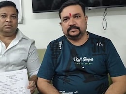 Kalyan: कल्याणच्या  शिवसेना नेत्यांना संपवण्याची सुपारी? शरद पवार गटाच्या नेत्यावर गुन्हा दाखल, पुरावाही सादर Kalyan: कल्याणच्या  शिवसेना नेत्यांना संपवण्याची सुपारी? शरद पवार गटाच्या नेत्यावर गुन्हा दाखल, पुरावाही सादर