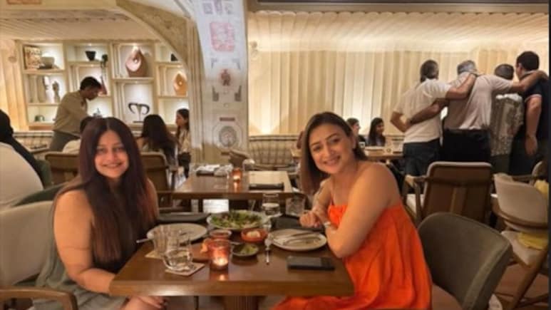 Actor And Ex-Google Mayoori Kango Dines With BFF Gauri Pradhan In Mumbai. See Pic