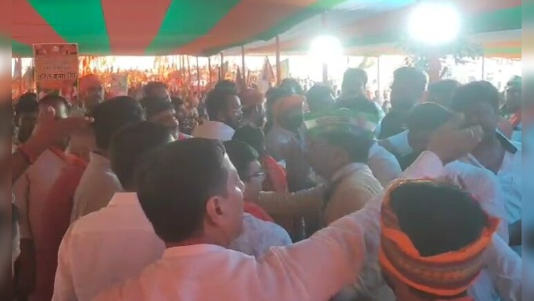 औरंगाबाद:  एनडीए कार्यकर्ता सम्मेलन में भाजपा कार्यकर्ताओं में  क्यों हुई धक्का-मुक्की, पढ़ें क्या कुछ हुआ