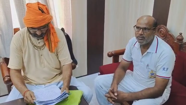 साधु के भेष ACB ने भ्रष्ट ASI को पकड़ा, 30 किलोमीटर पीछा कर दबोचा... पत्ते पर लिख डील हुई थी 40 हजार की रिश्वत