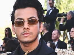 <i>Homebound</i> Actor Vishal Jethwa On Fighting His Insecurities: "People Are Judged For Not Speaking In English" <i>Homebound</i> Actor Vishal Jethwa On Fighting His Insecurities: "People Are Judged For Not Speaking In English"