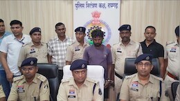 पति-पत्नी और दो मासूम बच्चों की इस वजह से पड़ोसी ने कर दी निर्मम हत्या, नाबालिग बेटे के साथ शवों को दफनाया