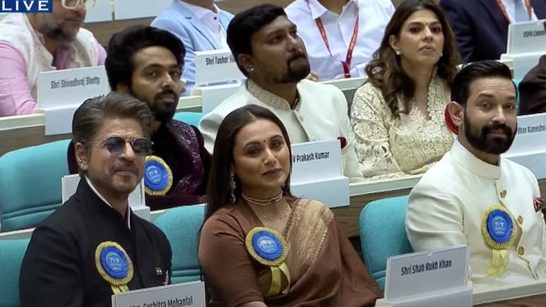 शाहरुख खान को नेशनल अवॉर्ड मिलने पर घमासान शुरू, कांग्रेस के सवाल पर भाजपा बोली- घटिया राजनीति