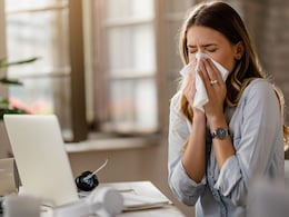 मुझे ब‍िना जुकाम के छींक क्‍यों आती है? सुबह-सुबह उठते ही लगातार छींक क्यों आती है? क्‍या करूं