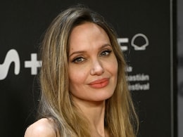 Years After Breast Cancer Surgeries, Angelina Jolie Opens Up On Her 'Scars'