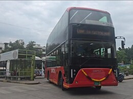 Pune News:  30 वर्षानंतर पुण्यात डबलडेकर बस, कुठे कुठे धावणार? जाणून घ्या सगळी माहिती Pune News:  30 वर्षानंतर पुण्यात डबलडेकर बस, कुठे कुठे धावणार? जाणून घ्या सगळी माहिती