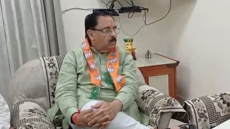 राजस्थान वित्त आयोग अध्यक्ष का अशोक गहलोत पर हमला, कहा- अशोक गहलोत चाहते हैं कि सचिन पायलट जेल जाएं राजस्थान वित्त आयोग अध्यक्ष का अशोक गहलोत पर हमला, कहा- अशोक गहलोत चाहते हैं कि सचिन पायलट जेल जाएं