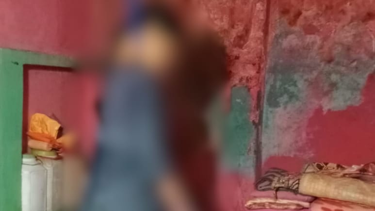 Minor Commits Suicide: छेड़छाड़ से तंग आकर नाबालिग ने की आत्महत्या, शिकायत के बावजूद नहीं हुई थी कोई कार्रवाई Minor Commits Suicide: छेड़छाड़ से तंग आकर नाबालिग ने की आत्महत्या, शिकायत के बावजूद नहीं हुई थी कोई कार्रवाई