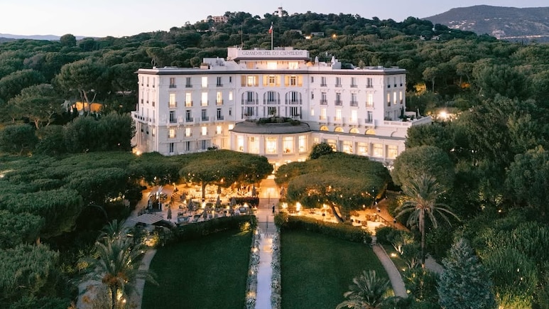 <i>The White Lotus Season 4</i> To Be Shot At This France Hotel Where A Room Costs Rs 8.24 Lakh Per Night