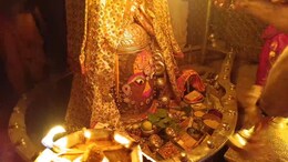 Baba Mahakal Darshan: बाबा महाकाल को मोगरे-गुलाब से किया गया श्रृंगार, देवी स्वरुप में दिए दर्शन, श्रद्धालु हुए मंत्र मुग्ध&nbsp;