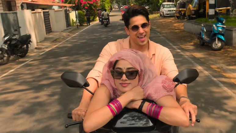 <i>Param Sundari</i> Box Office Collection Day 5: Janhvi Kapoor And Sidharth Malhotra's Film Is At Rs 34.25 Crore And Counting <i>Param Sundari</i> Box Office Collection Day 5: Janhvi Kapoor And Sidharth Malhotra's Film Is At Rs 34.25 Crore And Counting