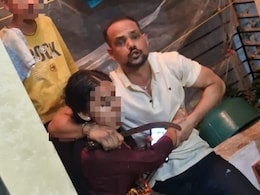 Panvel News : पनवेलमध्ये थरार, कोयत्याच्या धाकावर नातेवाईक ओलीस ठेवणारा सराईत गुन्हेगार जेरबंद Panvel News : पनवेलमध्ये थरार, कोयत्याच्या धाकावर नातेवाईक ओलीस ठेवणारा सराईत गुन्हेगार जेरबंद