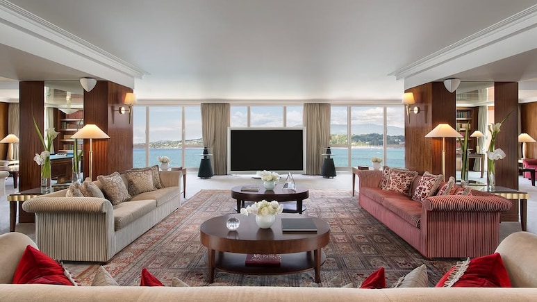 Inside The World's Most Expensive Suite: Rs 88 Lakh A Night, 12 Bedrooms, And Bulletproof Windows