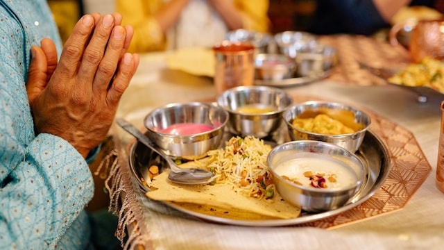 Navratri Fasting: Common Mistakes That Are Turning Your Sattvic Diet Unhealthy
