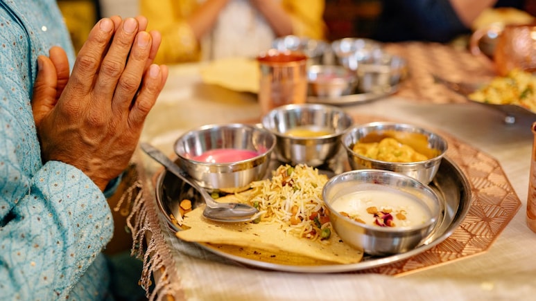 Navratri Fasting: Common Mistakes That Are Turning Your Sattvic Diet Unhealthy