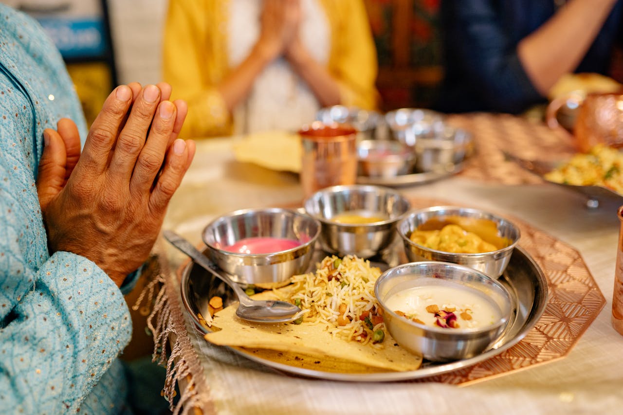 Navratri Fasting: Common Mistakes That Are Turning Your Sattvic Diet Unhealthy