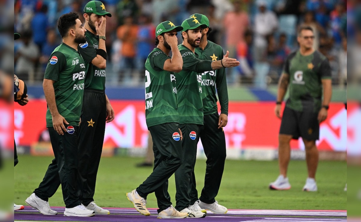 Asia Cup 2025: एक गलत फैसला और पाकिस्तान हो जाएगा एशिया कप से बाहर! सुपर-4 का ऐस बन रहा समीकरण