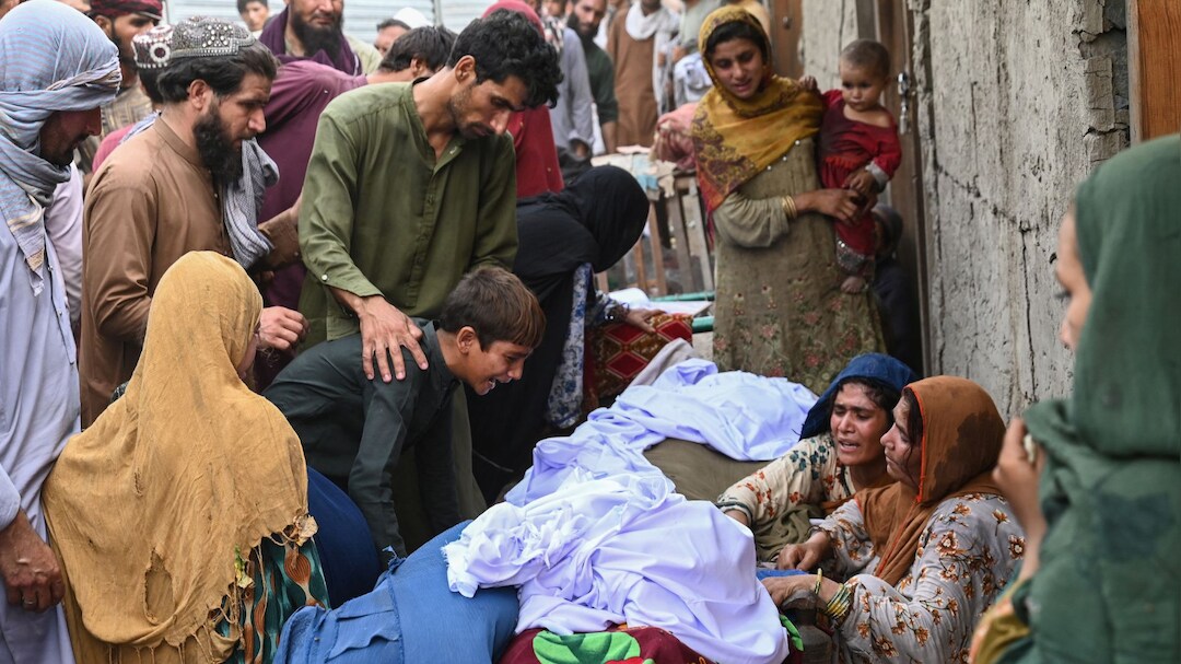 Afghanistan Earthquake Live: भूकंप में 1400 से ज्यादा की मौत, अफगानों ने बिना छत गुजारी रात- भारत ने भेजी मदद