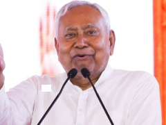 नीतीश कुमार: राजनीति के मध्य मार्ग पर चलने वाला एक शांत और सौम्य नेता, क्या हैं उनकी चुनौतियां और खतरे