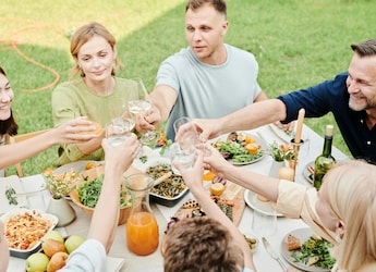 How To Host A Weekend Brunch At Home That Will Actually Impress Your Gues