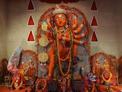 Kolkata's Durga Puja 2025 Guide: Where To Go, What To Eat, And How To Celebrate