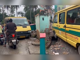Video: Bengaluru School Van Stuck In Open Drain As Civic Mess Continues Video: Bengaluru School Van Stuck In Open Drain As Civic Mess Continues