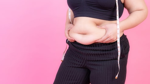 "You're Not Gaining Weight, It's Bloating": Doctor Explains Why Most Women Experience Rounder Bellies By Evening