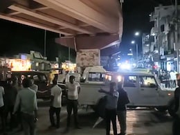 khatushyamji: खाटूश्यामजी के रास्ते में हंगामा, अवैध वसूली के खिलाफ वाहन चालकों ने किया जाम khatushyamji: खाटूश्यामजी के रास्ते में हंगामा, अवैध वसूली के खिलाफ वाहन चालकों ने किया जाम