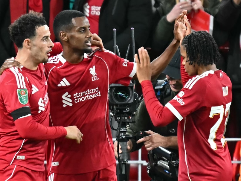 Red-Hot Liverpool Face Crystal Palace Test As Arsenal Try To Keep Pace