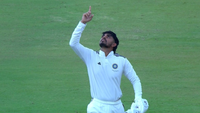 विदर्भ के बल्लेबाज यश राठौड़ ने रणजी मैच में मचाया धमाल, विजय हजारे और कांबली को पीछे छोड़ रचा इतिहास