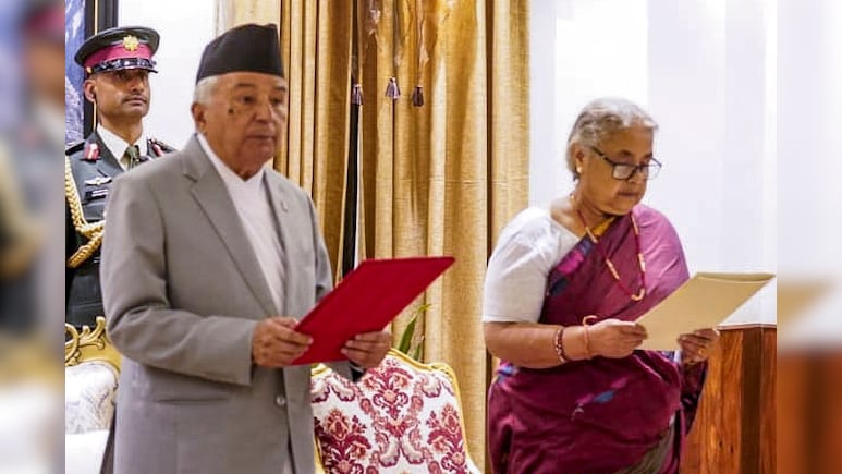 चीफ जस्टिस रहते जिस सरकार ने हटाने की कोशिश की, आज उसी की सुप्रीम बनीं सुशीला कार्की चीफ जस्टिस रहते जिस सरकार ने हटाने की कोशिश की, आज उसी की सुप्रीम बनीं सुशीला कार्की
