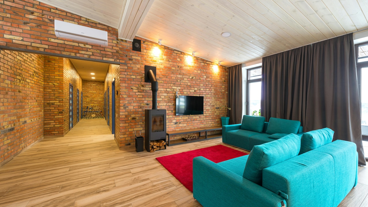 10 Compact Sofa Set Ideas to Maximise Space in Small Living Rooms